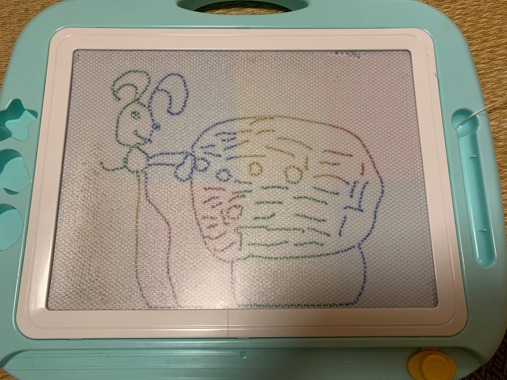 小狗的爸爸在接蜜糖水